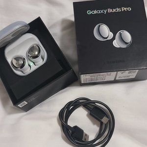 White Samsung Airbud Pro